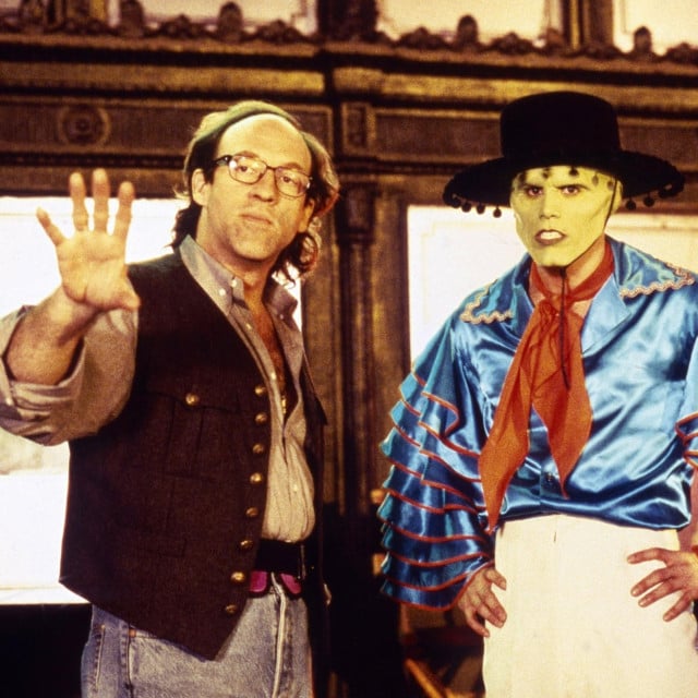 <p>Chuck Russell na setu &lsquo;Maske&lsquo; s Jimom Carreyjem</p>