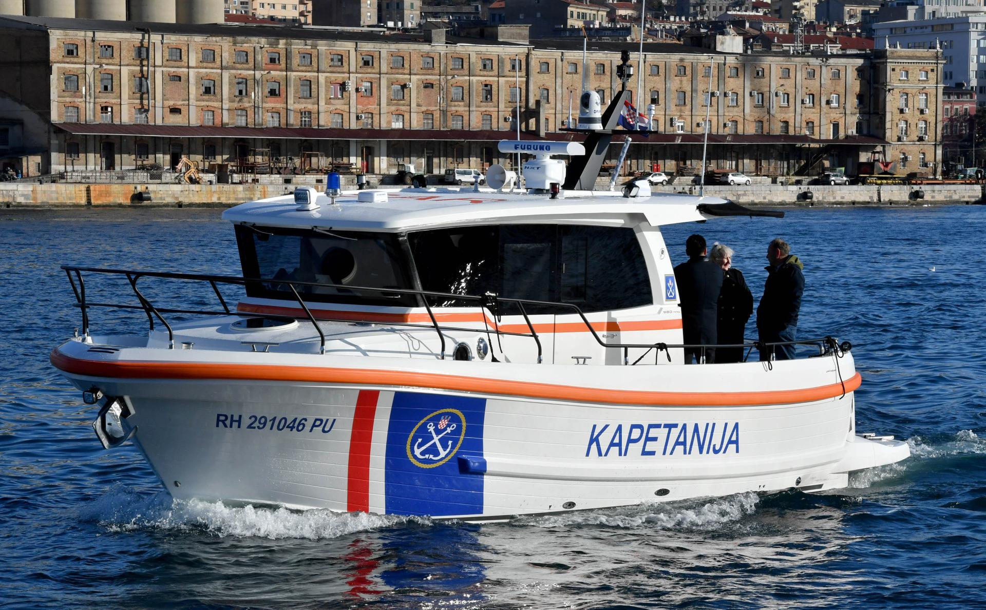 Prekinuta potraga za nestalim skiperom kod Šolte: sutra ponovno kreće akcija, doznajemo detalje