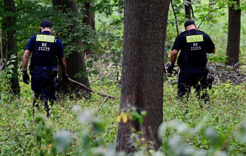 <p>Njemačka policija intenzivno traga za napadačem na povorku ponosa u Berlinu</p>