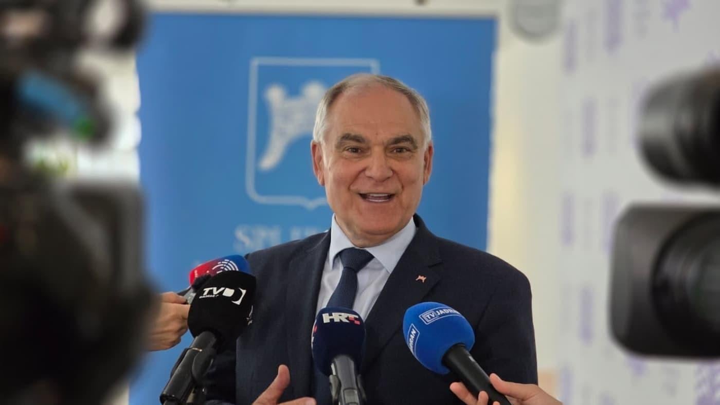 ‘Njegova nesposobnost govori sama za sebe‘; Boban žestoko odgovorio Bulju, evo što je poručio Ivoševiću