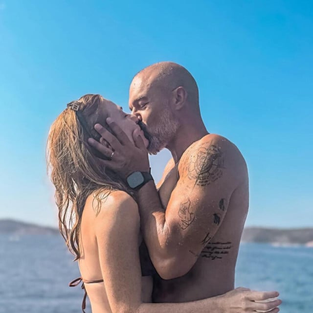 <p>Nata&scaron;a Janjić Medančić sa suprugom Nenadom</p>