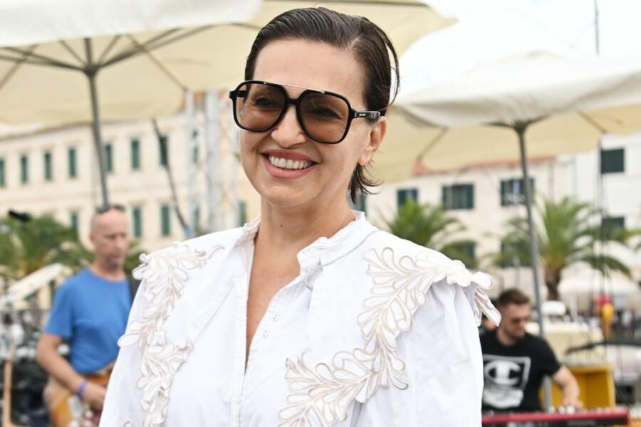 FOTO Biste li se odlučili za boju kuhinje kakvu ima Nina Badrić? Pjevačica pokazala svoju otočnu oazu, karaktera ne fali