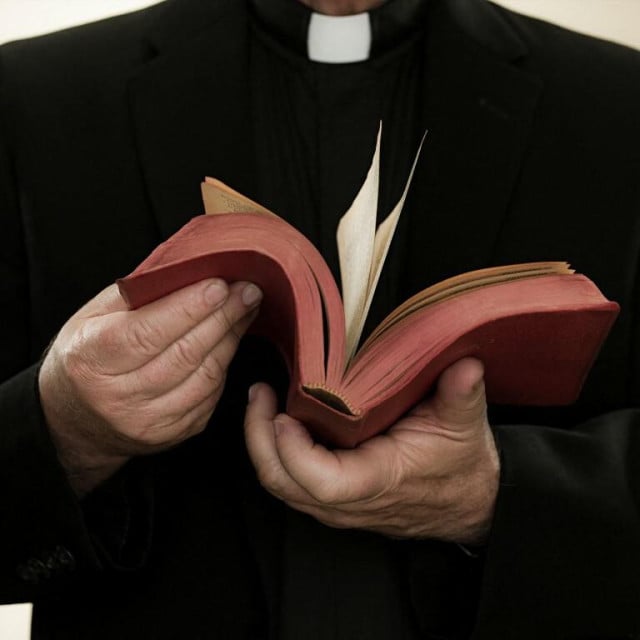 <p>Budući da je &lsquo;Malo sjemeni&scaron;te&lsquo; gimnazija, to znači da je&nbsp;i u ovim novim slučajevima,&nbsp;ako se utvrdi da su istiniti, zlostavljanje vjerojatno počelo dok su žrtve bile maloljetne&nbsp;(ilustracija)</p>