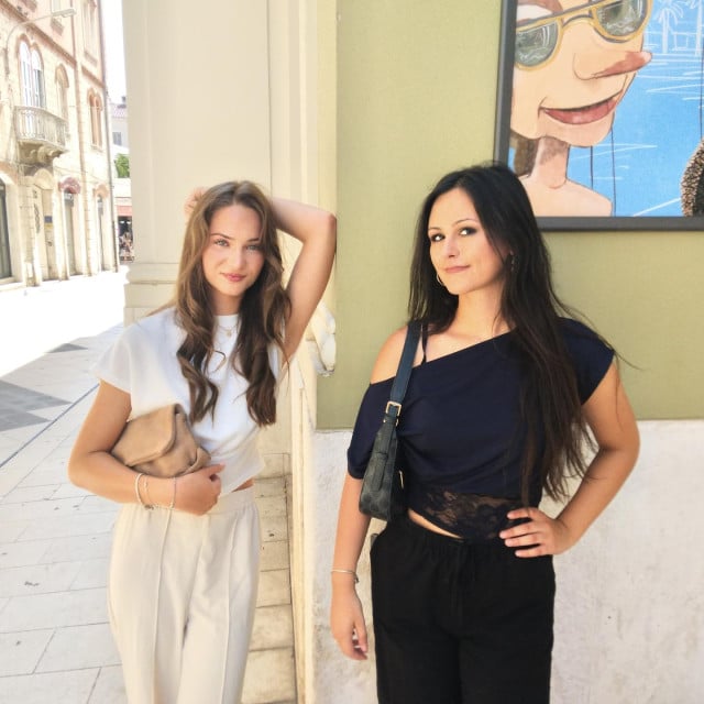 <p>Lorena i Dora:&nbsp;Mislimo da općenito vladaju predrasude da mladi u Splitu ni&scaron;ta ne rade. Uostalom, puno puta čujemo primjedbe &ndash;&nbsp;svi se vi neradnici i lijenčine...</p>
