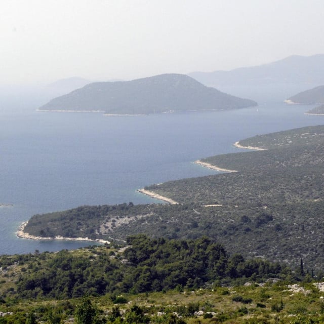 <p>Tri sestrice u Dubrovačkom primoruju</p>