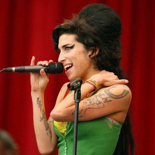 <p>Amy Winehouse</p>