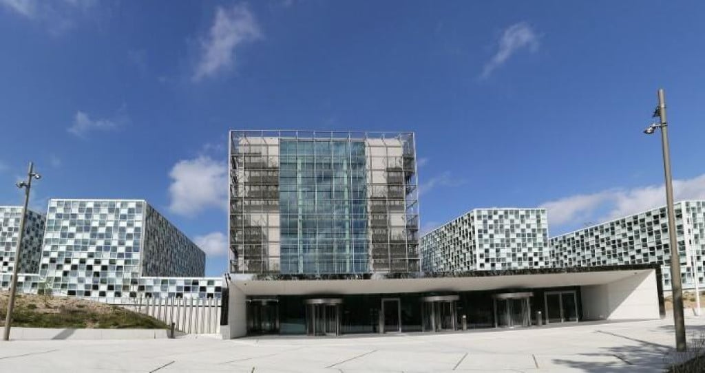 <p>U dva desetjeća djelovanja ICC-a ozbiljno izgleda samo zgrada koju su si napravili u Haagu, za dvjestotinjak milijuna eura. Sve ostalo je politička karikatura...</p>