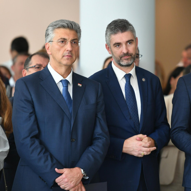 <p>Premijer Andrej Plenković i dubrovački gradonačelnik Mato Franković</p>