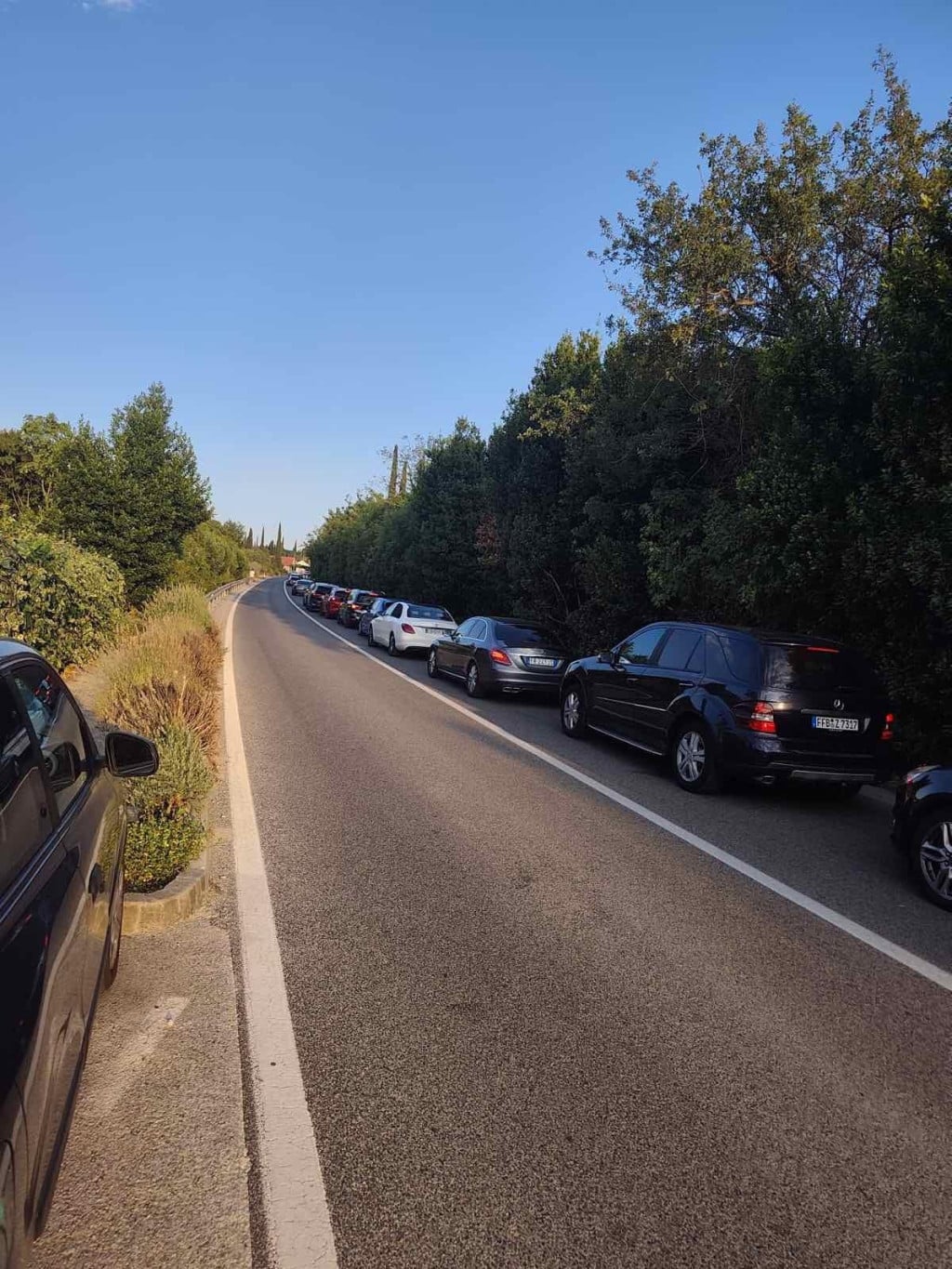 <p>Neviđene prometne gužve kroz Konavle</p>
