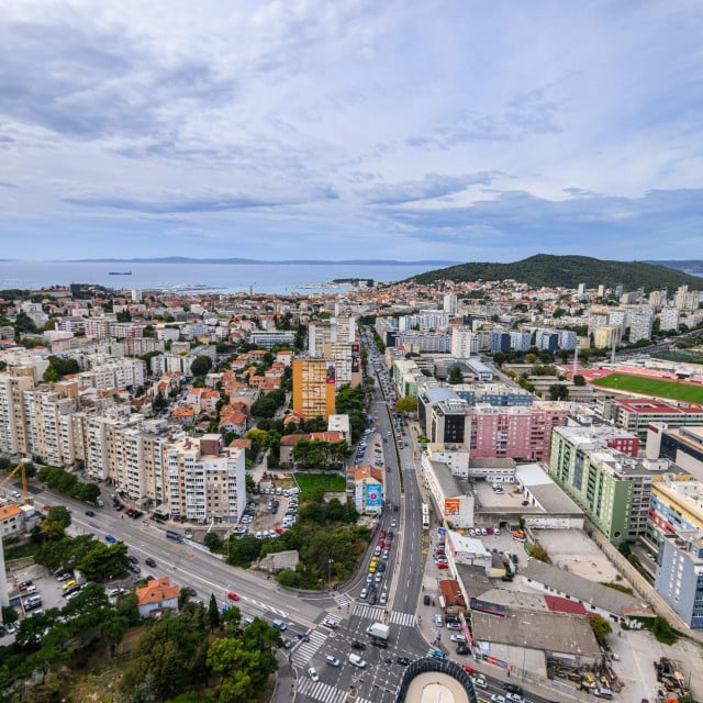 <p>Ispod 700 eura u Splitu se te&scaron;ko može naći ikakav stan za najam</p>