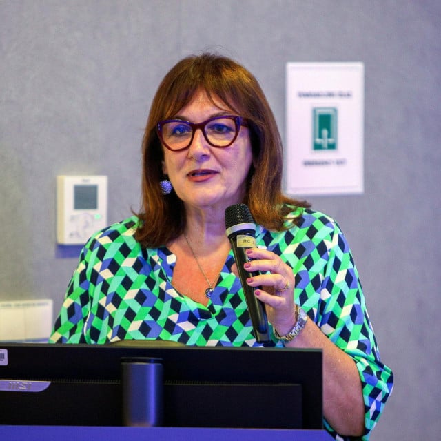 <p>Dubravka &Scaron;uica</p>