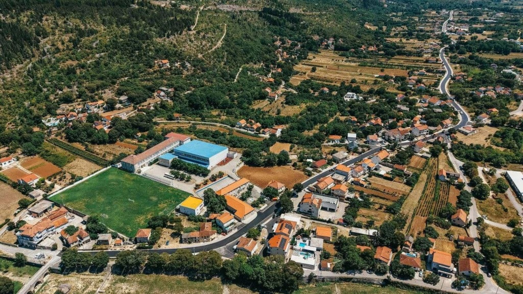 <p>Cesta kroz Proložac</p>