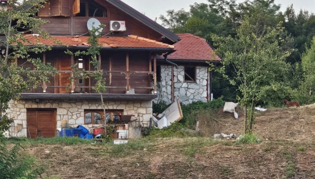 <p>Obiteljska kuća u Vodenoj Dragi</p>