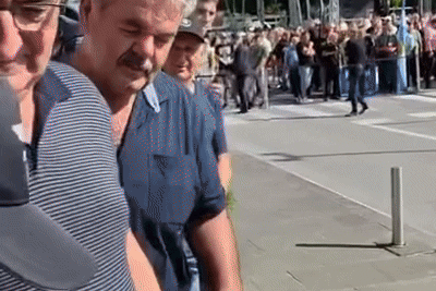 Pogledajte što je Bulj napravio u Kninu, objavio video: ‘Sramota, politička elita i dezerteri ostavili narod iza ograde‘
