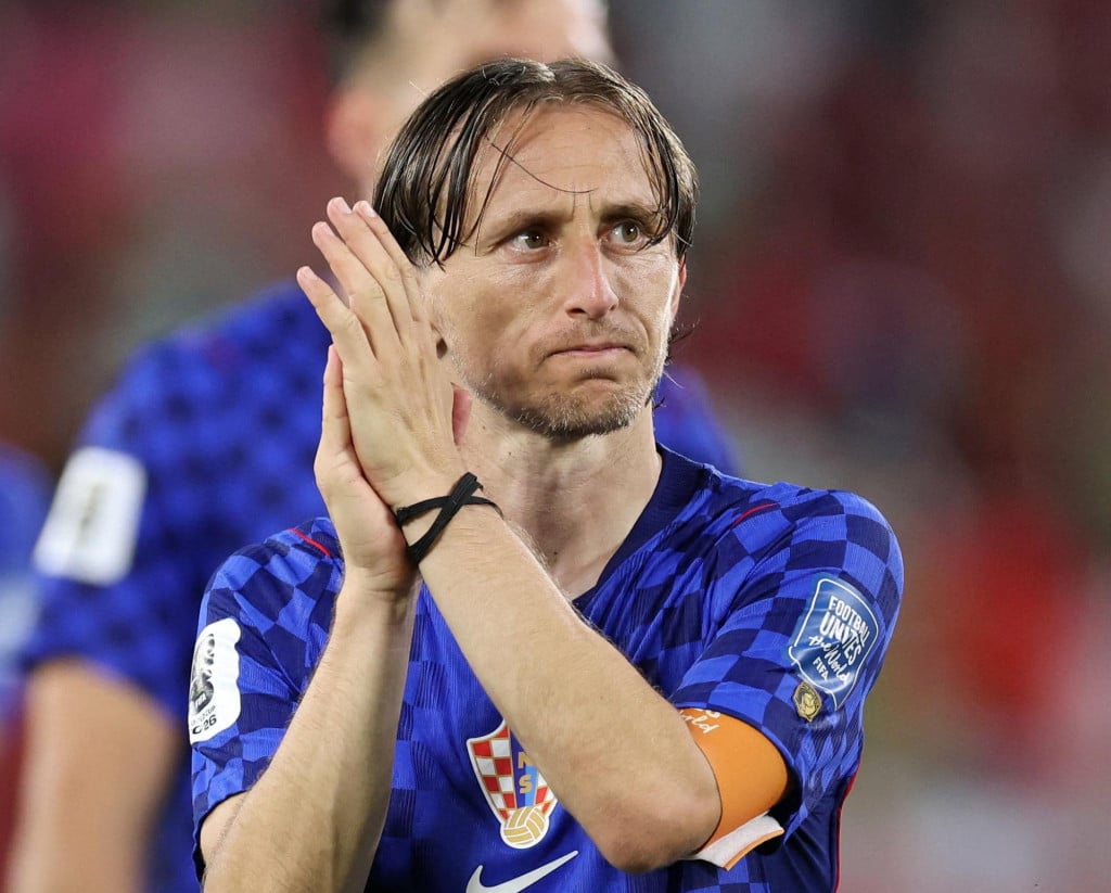<p>Tijekom odmora u Dubaiju krajem 2024. godine Modrić je posjetio restoran &lsquo;Nusr-Et&lsquo;, čiji je vlasnik poznati turski chef Nusret G&ouml;k&ccedil;e, svjetskoj javnosti poznatiji kao Salt Bae</p>