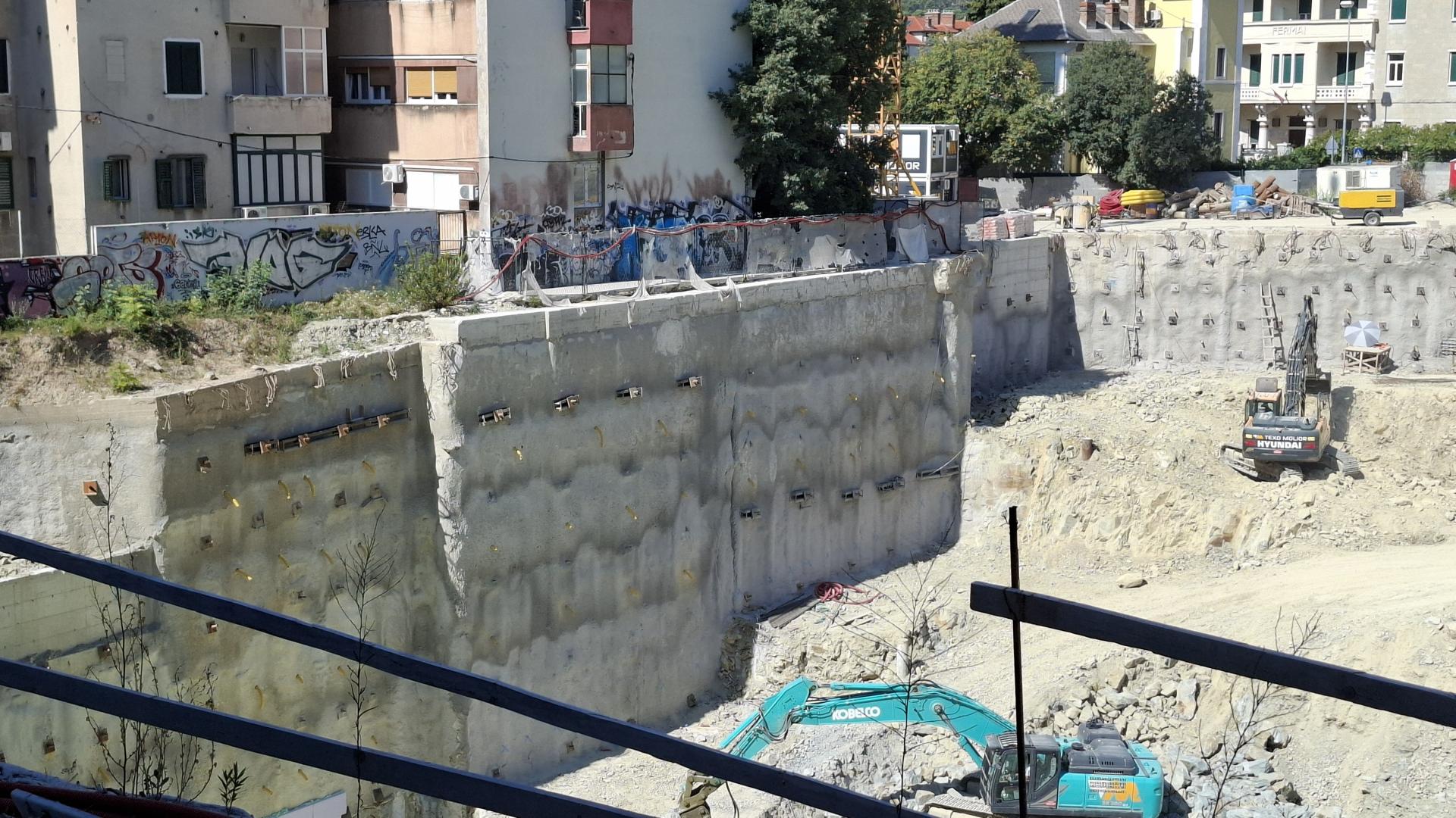 Inspekcija potvrdila: Buka sa Small Malla prelazi dopuštene razine! No stanari će je morati trpjeti, naređeno je...