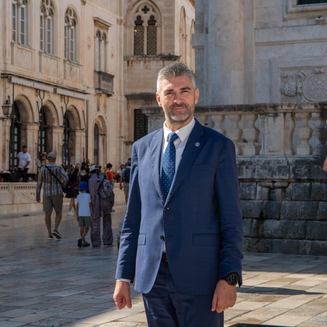 <p>Mato Franković: Javnosti je važno objasniti da su predjeli na kojima sada vide borove zapravo građevinska zona. To je ono &scaron;to želimo izbrisati iz Prostornog plana</p>