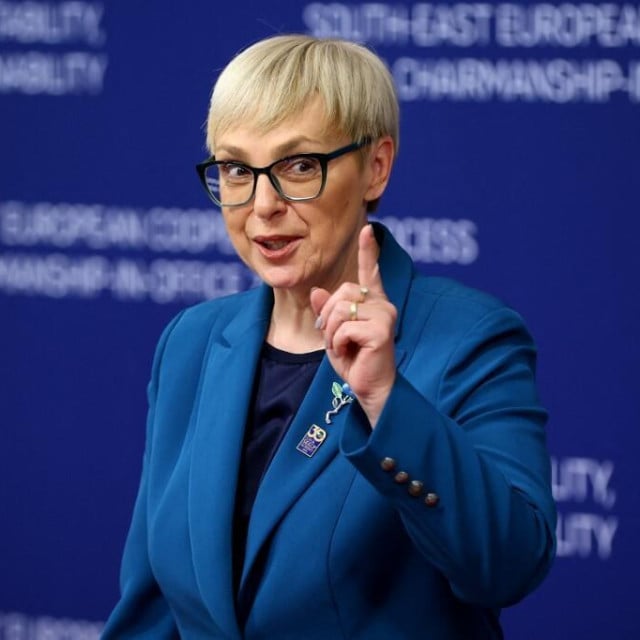 <p>Slovenska predsjednica Nata&scaron;a Pirc Musar suočena je s neugodnom aferom i javnosti duguje obja&scaron;njenja&nbsp;&nbsp;</p>