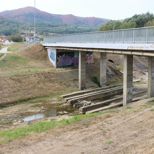 <p>Presu&scaron;ila rijeka Orljava</p>