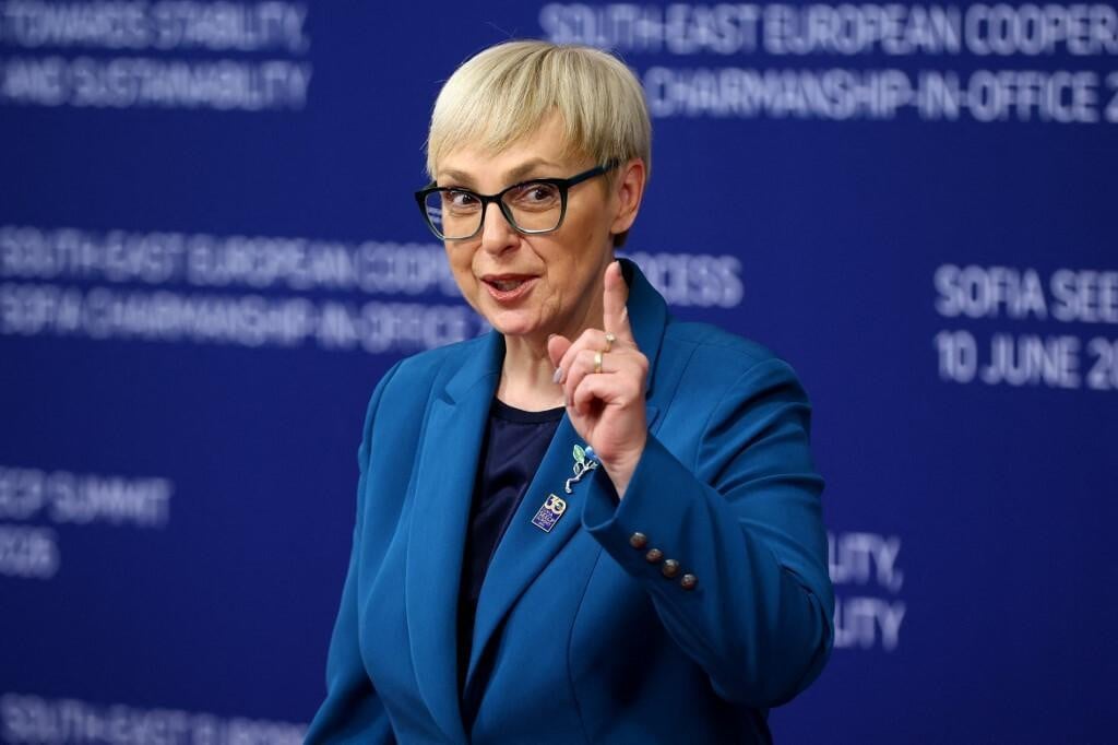 <p>Slovenska predsjednica Nata&scaron;a Pirc Musar suočena je s neugodnom aferom i javnosti duguje obja&scaron;njenja&nbsp;&nbsp;</p>