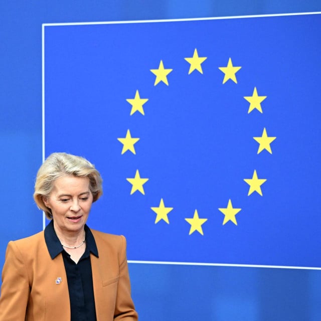 <p>Ursula von der Leyen - majstorica u suludom tro&scaron;enju tuđeg novca</p>