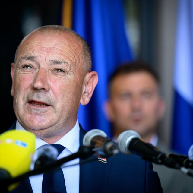 <p>&lsquo;Možemo komentirati ono &scaron;to smo vidjeli, ono &scaron;to smo organizirali i &scaron;to smo proveli&lsquo;, rekao je ministar Tomo Medved&nbsp;<br>
&nbsp;</p>
