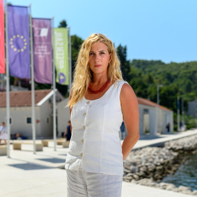 <p>Specijal DV Slano, 120826. Danijela Crljen, direktorica ACI marine Veljko Barbieri u Slanome.