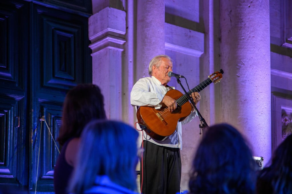 <p>Dubrovnik, 170825.<br>
Koncert Ibrice Jusica ispred crkve sv. Vlaha.<br>