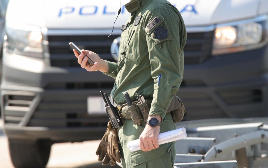 <p>U neslužbenim informacijama navodi se jo&scaron; jedan detalj &ndash; da je sankcionirana i supruga 50-godi&scaron;njaka zbog verbalnih ispada prema policajcima te da joj je izrečena kazna od 700 eura BOŽIDAR VUKIČEVIĆ/CROPIX/ILUSTRACIJA</p>