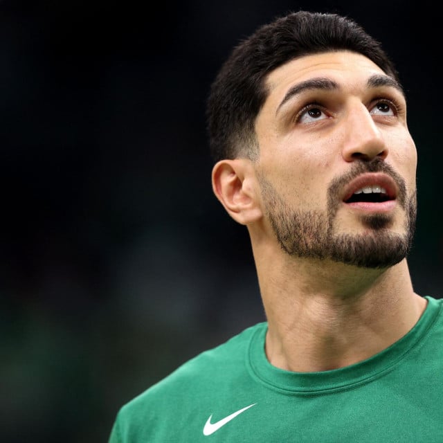 <p>Zgodna djevojka i ko&scaron;arka&scaron;ica,&nbsp;Enes Kanter Freedom, prijavit će se na drafting listu američkog ženskog ko&scaron;arka&scaron;kog saveza (WNBA) za sljedeću godinu</p>