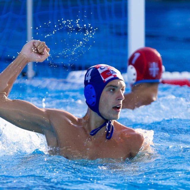<p>Maro &Scaron;u&scaron;ić je zatresao mrežu Srbije</p>
