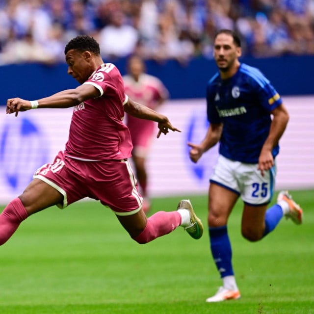 <p>Kylian Mbappe i Nikola Katić</p>