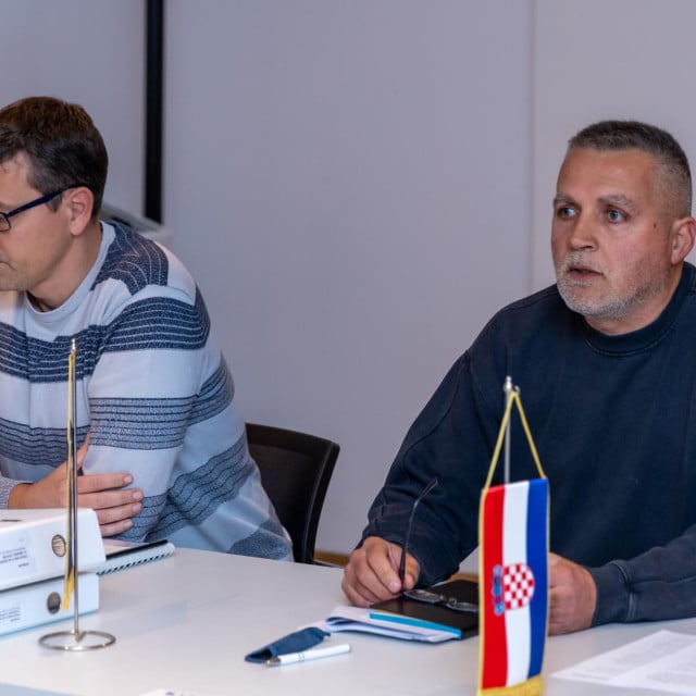 <p>Općinski vijećnik Miroslav &Scaron;olić, desno<br>