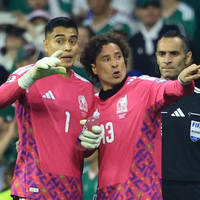 <p>Raul Rangel i Guillermo Ochoa</p>