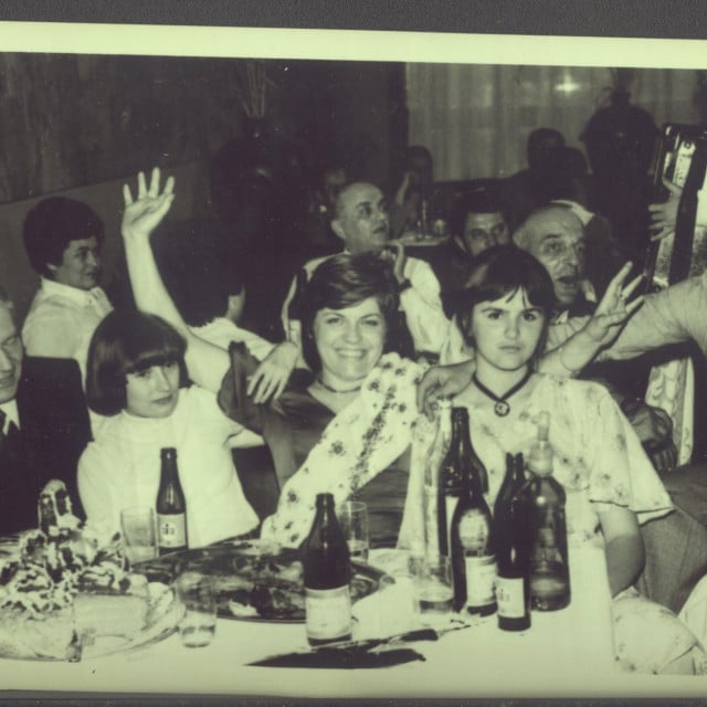 <p>Svadbena veselica u Jugoslaviji&nbsp;1978.</p>