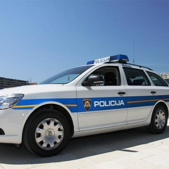 <p>Policija je intervenirala rano jutros u Lapadu</p>