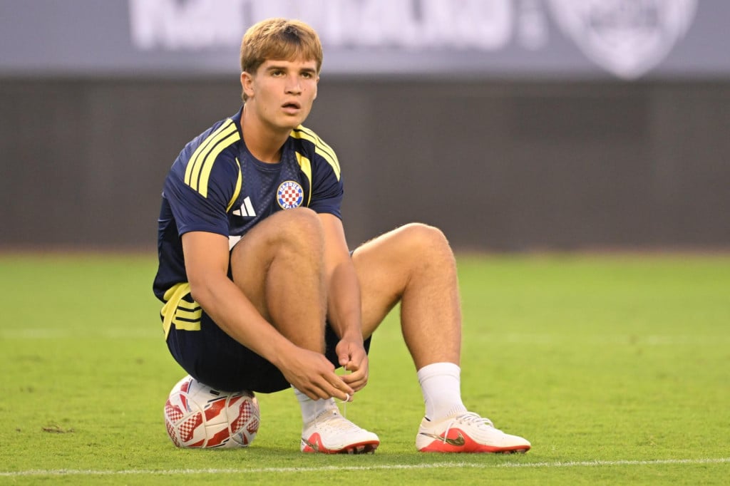 <p>Rokas Puk&scaron;tas</p>