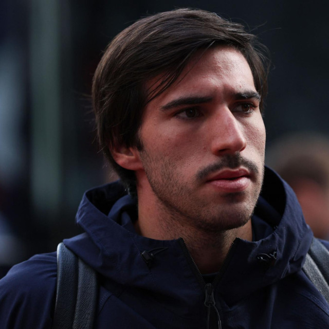<p>Sandro Tonali</p>