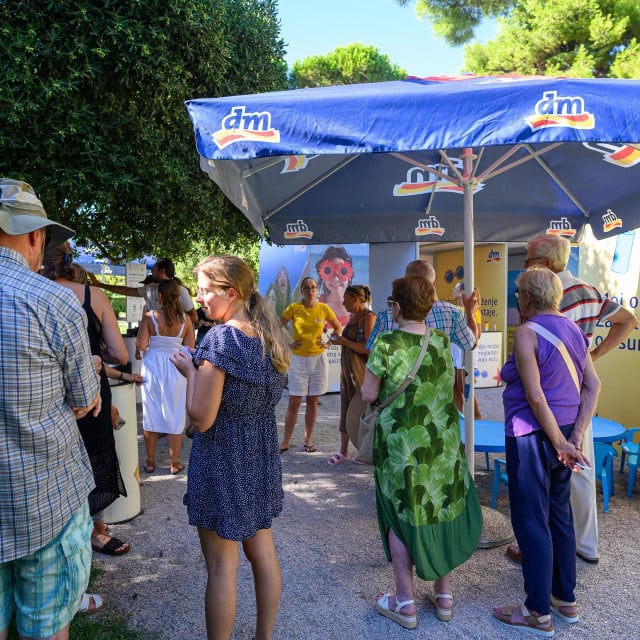 <p>Od 2011. vi&scaron;e od 22.900 ljudi sudjelovalo je u inicijativi <em>&rdquo;Za&scaron;titi se&hellip;i uživaj na suncu&rdquo;</em></p>