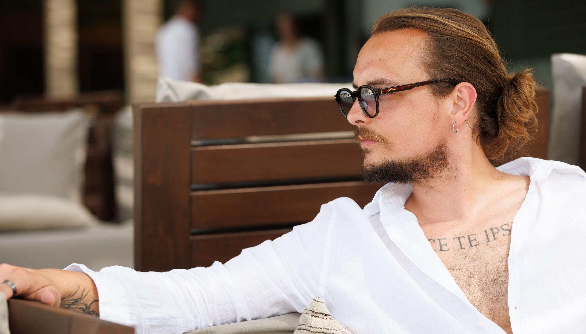 Razvod prije 22. rođendana, dva sina i život na ulici. Domaći pjevač proslavio se mlad: Sami moraju gaziti svoj put...