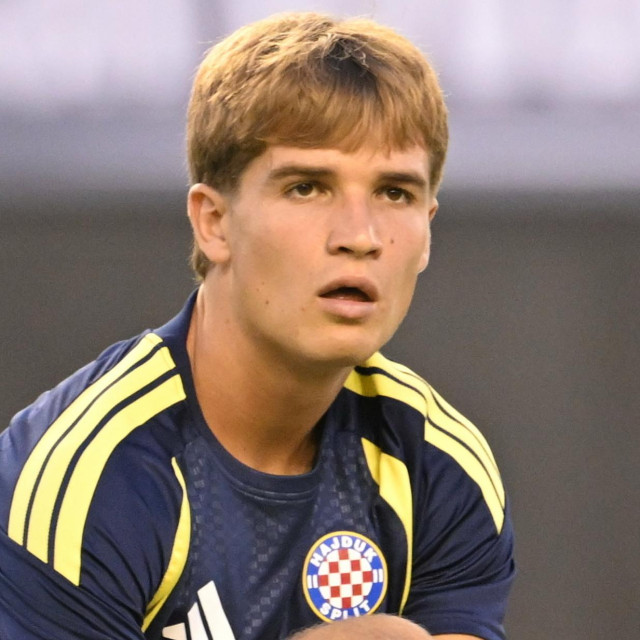 <p>Rokas Puk&scaron;tas</p>