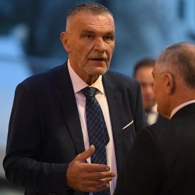 <p>&nbsp;Nediljko Dujić iznio je vlastito viđenje suđenja kćeri Anni</p>