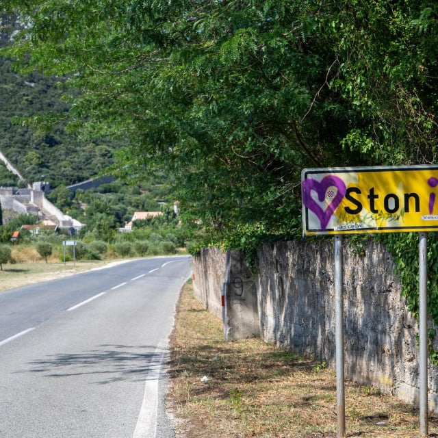 <p>Stonjani od 1. srpnja plaćaju skuplju vodu, sad su u sastavu NPKLM vodovoda</p>