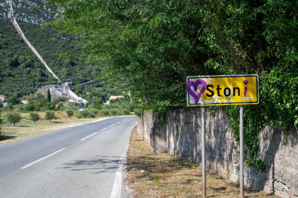 <p>Stonjani od 1. srpnja plaćaju skuplju vodu, sad su u sastavu NPKLM vodovoda</p>
