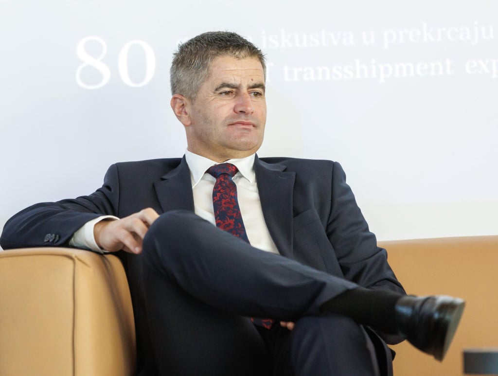 <p>Vice Mihanović&nbsp;<br>
&nbsp;</p>