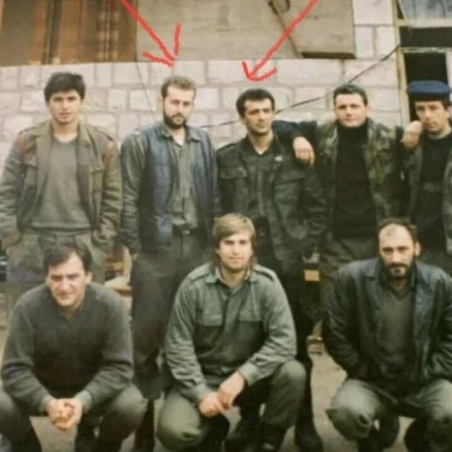 <p>Andrija Mandić (gornji red, 3. zdesna) na dubrovačkom rati&scaron;tu &lsquo;91.</p>