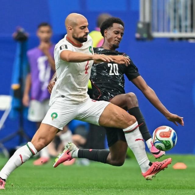 <p>Sofyan Amrabat</p>
