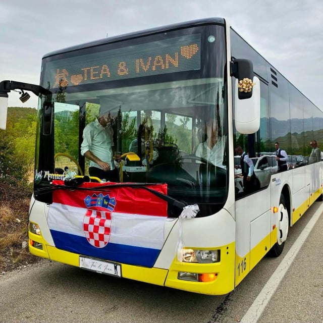 32388001