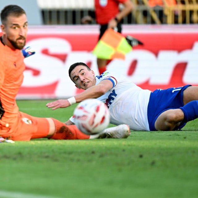 <p>Michele &Scaron;ego zabija gol</p>
