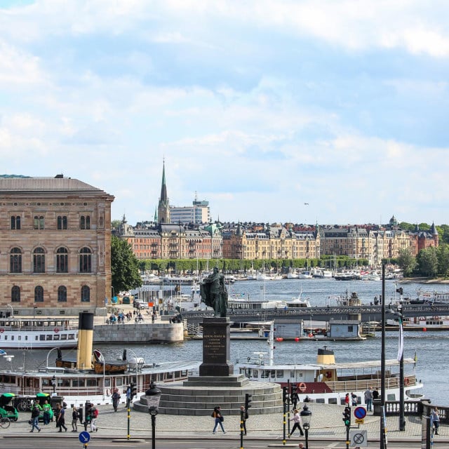 <p>Glavni grad &Scaron;vedske ru&scaron;i turističke rekorde, a sve vi&scaron;e stanovnika južne Europe godi&scaron;nji odmor mijenja za sjever</p>